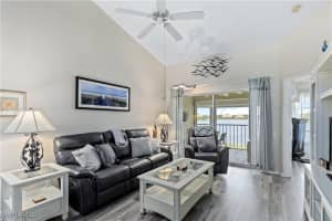 28064 Cavendish Court, Bonita Springs, FL 34135 - MLS#225069824