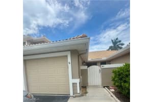 351 Emerald Bay Circle, Naples, FL 34110 - MLS#225069853