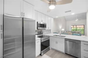 9871 Citadel Lane, Bonita Springs, FL 34135 - MLS#225069869