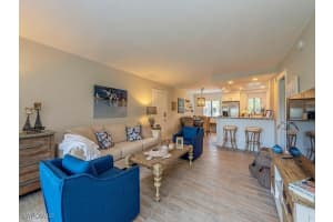 900 Misty Pines Circle, Naples, FL 34105 - MLS#225069878