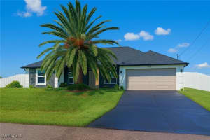 4000 9th Avenue, Cape Coral, FL 33909 - MLS#225069879