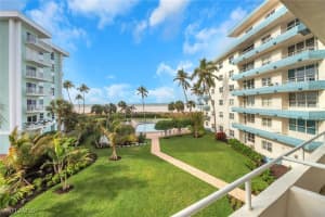 220 Seaview Court, Marco Island, FL 34145 - MLS#225069902