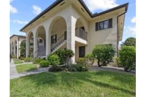 4610 Chantelle Dr P104, Naples