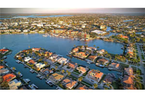 641 Dorando Court, Marco Island, FL 34145 - MLS#225069962