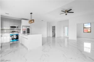 1806 21st Place, Cape Coral, FL 33909 - MLS#225069966