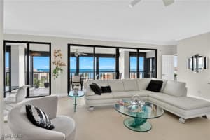 2400 Gulf Shore Boulevard, Naples, FL 34103 - MLS#225069989