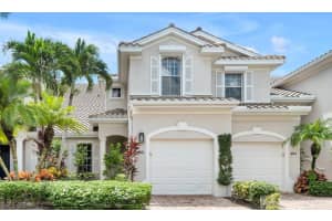 12851 Carrington Cir 103, Naples