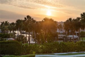 9602 Vanderbilt Drive, Naples, FL 34108 - MLS#225070068
