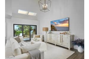 563 Park Shore Drive, Naples, FL 34103 - MLS#225070073