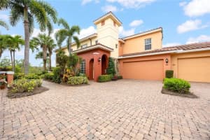 8551 Via Lungomare Cir 201, Estero