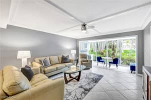 900 8th Avenue, Naples, FL 34102 - MLS#225070089