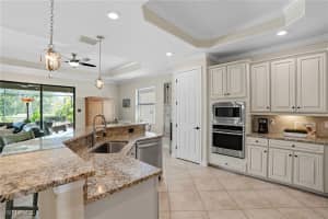 28135 Edenderry Court, Bonita Springs, FL 34135 - MLS#225070108