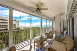 1 Bluebill Avenue, Naples, FL 34108 - MLS#225070123
