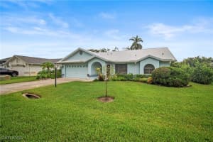 22545 FOUNTAIN LAKES Boulevard, Estero, FL 33928 - MLS#225070128