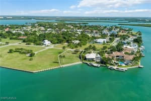 1028 Inlet Drive, Marco Island, FL 34145 - MLS#225070129