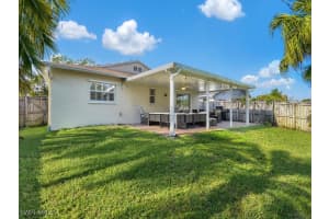 637 103rd Avenue, Naples, FL 34108 - MLS#225070145