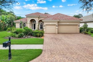 8776 Hideaway Harbor Court, Naples, FL 34120 - MLS#225070153