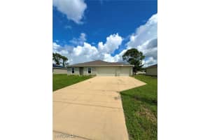 3014 38th Street, Lehigh Acres, FL 33976 - MLS#225070182