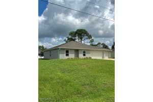 3014 38th Street, Lehigh Acres, FL 33976 - MLS#225070182