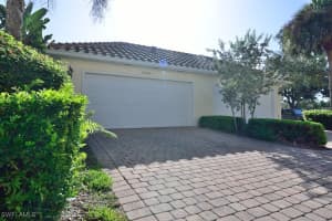 6250 Towncenter Circle, Naples, FL 34119 - MLS#225070189