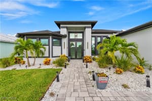 424 26th Avenue, Cape Coral, FL 33991 - MLS#225070218