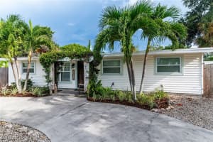 1971 Harbor Lane, Naples, FL 34104 - MLS#225070236