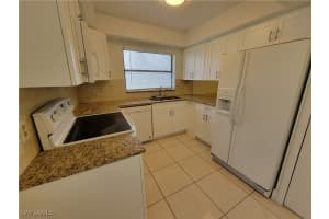 4219 21st Pl Sw 43, Naples