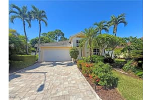 1279 Naples Lake Drive, Naples, FL 34104 - MLS#225070278