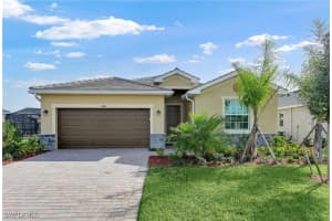 3083 Weston Manor Drive, Alva, FL 33920 - MLS#225070326