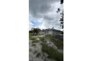 1077 Jaguar Boulevard, Lehigh Acres, FL 33974 - MLS#225070378