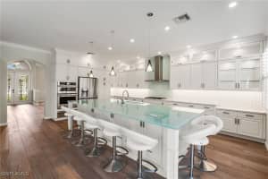 5801 Lago Villaggio Way, Naples, FL 34104 - MLS#225070379