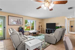 2230 27th Terrace, Cape Coral, FL 33904 - MLS#225070410