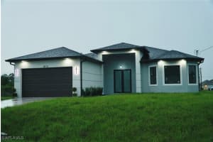 2618 4th Street, Lehigh Acres, FL 33976 - MLS#225070425