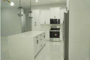 2618 4th Street, Lehigh Acres, FL 33976 - MLS#225070425