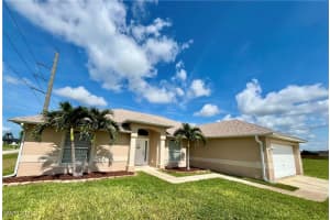 2720 1st Place, Cape Coral, FL 33909 - MLS#225070439