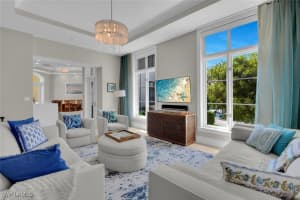 684 10th Avenue, Naples, FL 34102 - MLS#225070446