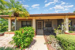 2005 Pine Isle Lane, Naples, FL 34112 - MLS#225070453