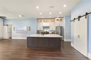 2257 Valencia Lakes Circle, Naples, FL 34120 - MLS#225070466