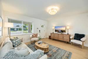 4523 Fluvia Avenue, Naples, FL 34103 - MLS#225070486