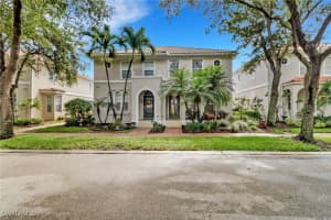 3570 Zanzibar Way, Naples, FL 34119 - MLS#225070501