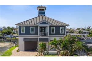 189 Curlew Street, Fort Myers Beach, FL 33931 - MLS#225070510