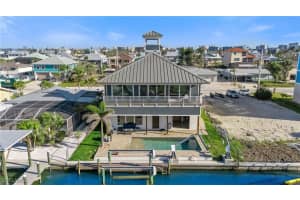 189 Curlew Street, Fort Myers Beach, FL 33931 - MLS#225070510