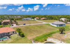 18384 Royal Hammock Boulevard, Naples, FL 34114 - MLS#225070548