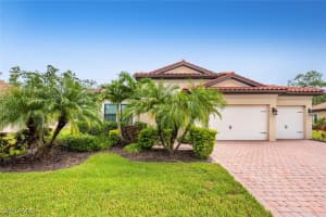 1523 Mockingbird Dr, Naples