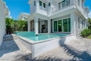 888 10th Avenue, Naples, FL 34102 - MLS#225070613