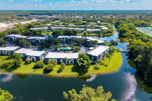 1561 Oyster Catcher Point, Naples, FL 34105 - MLS#225070661
