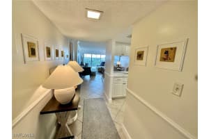 1 Bluebill Avenue, Naples, FL 34108 - MLS#225070707