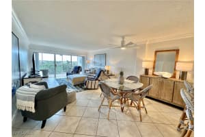 1 Bluebill Avenue, Naples, FL 34108 - MLS#225070707