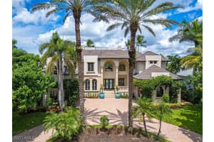 651 21st Ave S, Naples