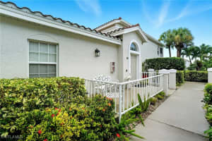 6894 Rain Lily Rd 203, Naples